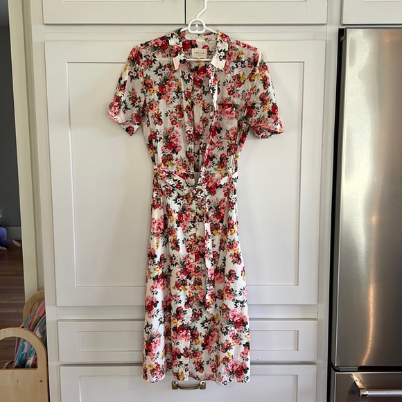 Lexia Dress, Rose Bouquet, Sz 36 - Picture 1 of 3